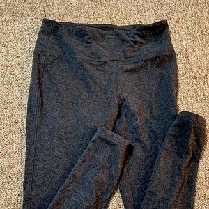 gray leggings! size L